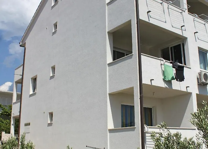 With A Parking Space Hvar - 8791