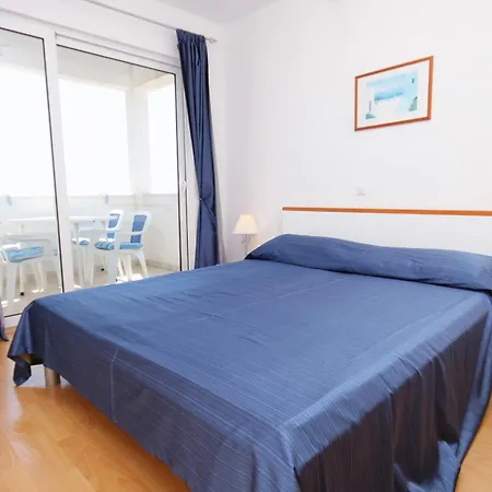 Апартаменты With A Parking Space Hvar - 8791