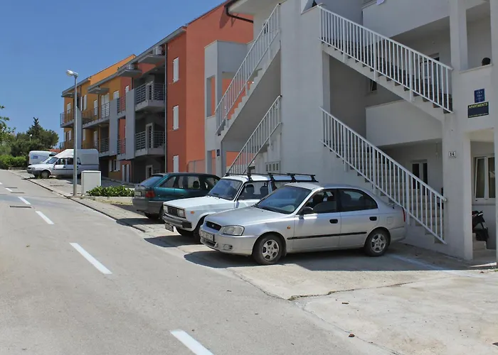 With A Parking Space Hvar - 8791 Apartamento Hvar Town